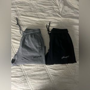 Bundle of Young La sweatpants